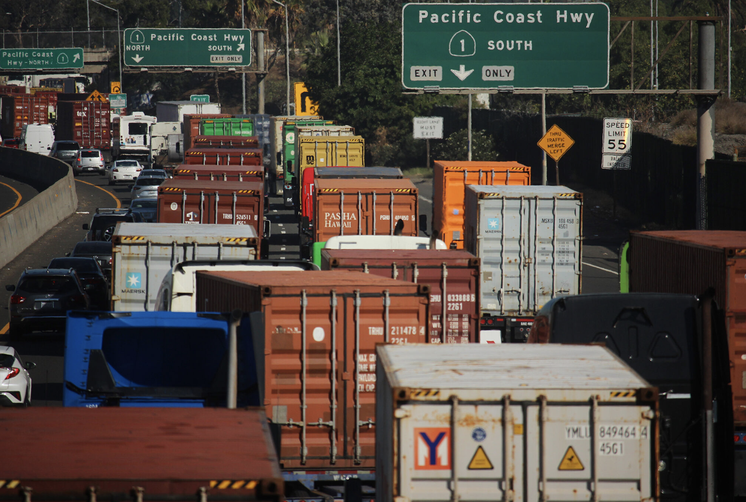Long Beach Tow Truck